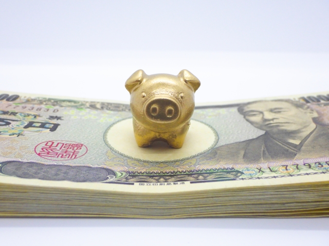 金色の豚